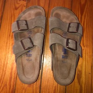 EUC soft footbed Birkenstock Arizona size 37